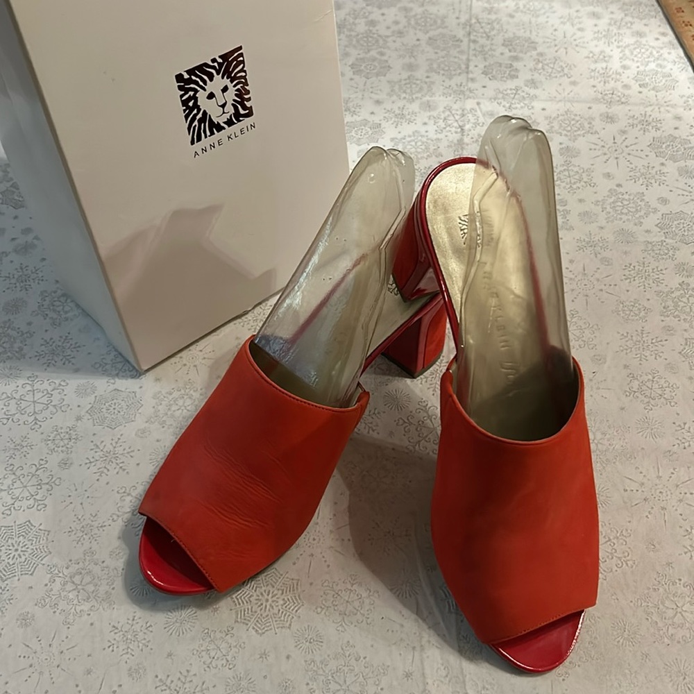 Anne Klein heels
